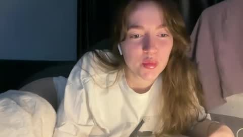 Snapshot of xcharliesa chatting on February 7, 8:20 pm xcharliesa online show from February 7, 8:20 pm