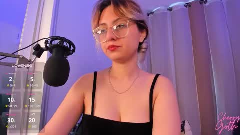 Snapshot of xcherrygoth chatting on October 22, 1:11 pm Cherry Goth online show from October 22, 1:11 pm