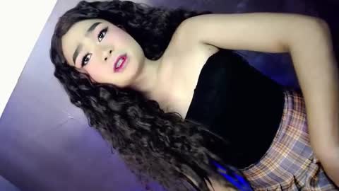 kianna online show from December 24, 6:33 am