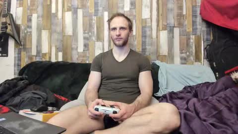 Chris Wild online show from February 14, 3:25 am