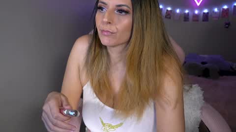 spoil me here  online show from March 12, 8:30 am