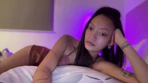 Sachi Cy online show from October 29, 5:58 pm