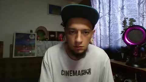Snapshot of xdantex19 chatting on May 13, 1:30 pm xdantex19 online show from May 13, 1:30 pm