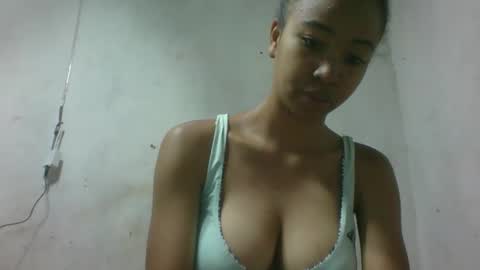 xenna610827 online show from March 8, 9:02 am