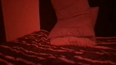 xesbeth0 online show from November 18, 4:17 am