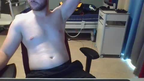 Snapshot of xhamster026 chatting on June 29, 10:48 am xhamster026 online show from June 29, 10:48 am