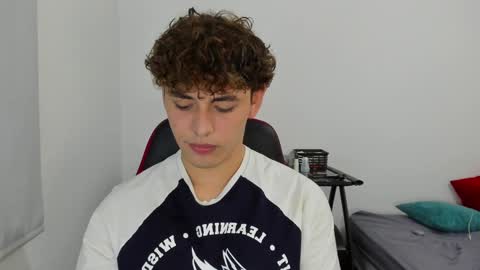 xhan online show from December 3, 4:36 am