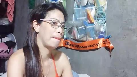 Snapshot of xhotskinny69x chatting on October 29, 8:43 pm xhotskinny69x online show from October 29, 8:43 pm