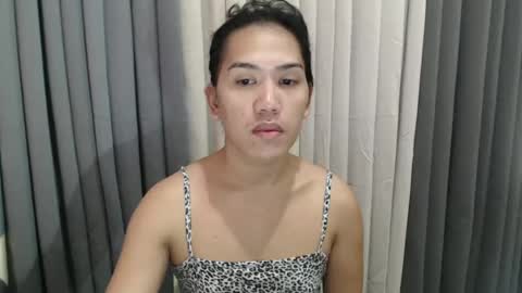Snapshot of xhugejerkingtransx chatting on December 4, 8:56 am GWEN THOMPSON .......   online show from December 4, 8:56 am