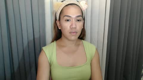Snapshot of xhugejerkingtransx chatting on January 11, 9:36 am GWEN THOMPSON .......   online show from January 11, 9:36 am