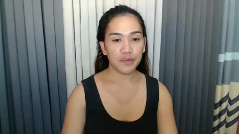 Snapshot of xhugejerkingtransx chatting on March 1, 12:23 pm GWEN THOMPSON .......   online show from March 1, 12:23 pm