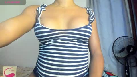 Xia Angel online show from October 17, 11:02 am