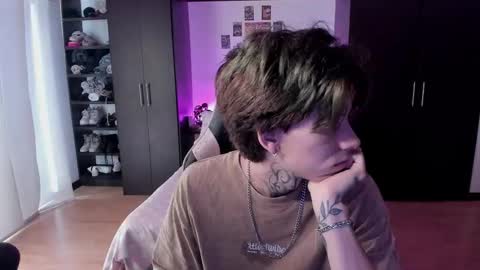 xIce Boy online show from February 1, 2:26 pm