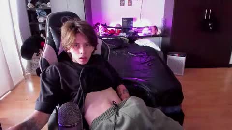 xIce Boy online show from March 9, 2:54 pm