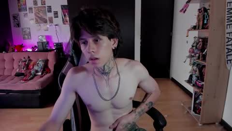 Snapshot of xice_boy chatting on June 6, 3:06 pm xIce Boy online show from June 6, 3:06 pm