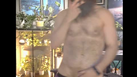 xiisil online show from November 12, 6:19 pm