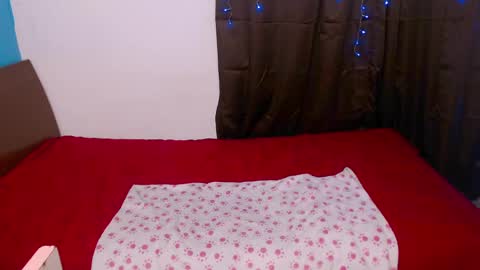 Snapshot of xime_collin77 chatting on October 11, 12:54 am Mistress Ana and Slave Ximena online show from October 11, 12:54 am