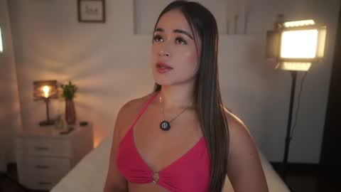 Snapshot of ximena_cortez3 chatting on July 17, 11:31 pm Ximena cortez online show from July 17, 11:31 pm