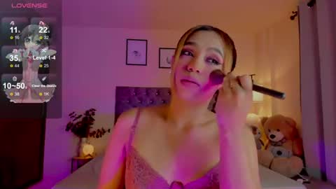 Snapshot of ximena_sotto1 chatting on July 11, 10:00 pm camila online show from July 11, 10:00 pm