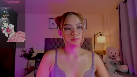 Snapshot of ximena_sotto1 chatting on July 29, 11:03 pm camila online show from July 29, 11:03 pm