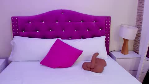 Xime  online show from October 27, 1:09 am