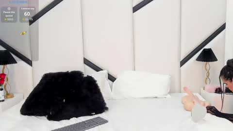 Snapshot of ximenacosta chatting on May 22, 12:22 pm ximenacosta online show from May 22, 12:22 pm