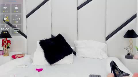 Snapshot of ximenacosta chatting on June 20, 11:46 am ximenacosta online show from June 20, 11:46 am