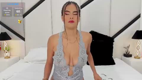 Snapshot of ximenacosta chatting on July 19, 12:31 pm ximenacosta online show from July 19, 12:31 pm