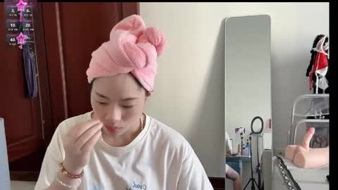 xinbao799322 online show from May 22, 8:32 am
