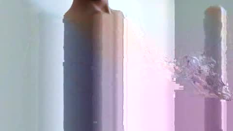 Snapshot of xineeddine chatting on October 24, 9:17 am xineeddine online show from October 24, 9:17 am