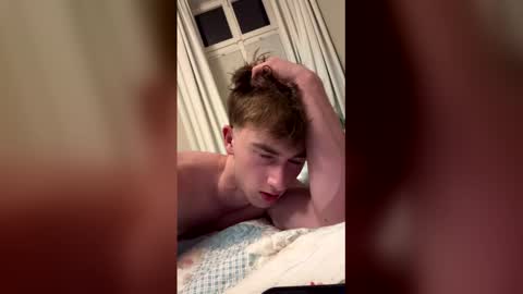 Snapshot of xjaycruzx chatting on May 26, 10:06 pm Jay Cruz online show from May 26, 10:06 pm