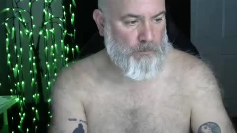 Snapshot of xjohnniex77 chatting on July 17, 5:40 pm MrSlowBurn77 online show from July 17, 5:40 pm
