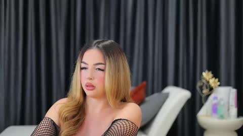 Julia online show from December 1, 5:51 pm