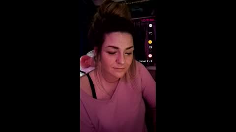 xkittymeowz online show from December 17, 5:02 am