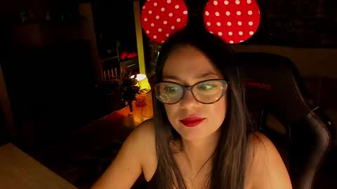 Snapshot of xlaracroftx chatting on May 14, 10:05 pm Lara online show from May 14, 10:05 pm
