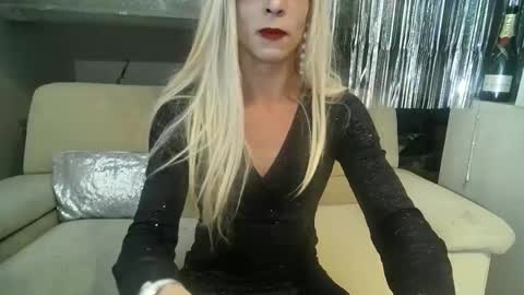 Wendy online show from January 11, 8:54 pm