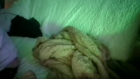 Snapshot of xlpack69 chatting on December 25, 10:50 am John online show from December 25, 10:50 am