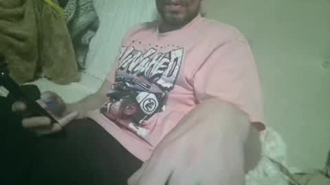 Snapshot of xlpack69 chatting on January 2, 5:18 pm John online show from January 2, 5:18 pm