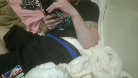 Snapshot of xlpack69 chatting on January 3, 1:38 am John online show from January 3, 1:38 am