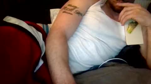 Snapshot of xlpack69 chatting on October 16, 4:57 am John online show from October 16, 4:57 am