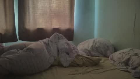 Snapshot of xlunasexyx chatting on September 16, 4:46 am Luna online show from September 16, 4:46 am