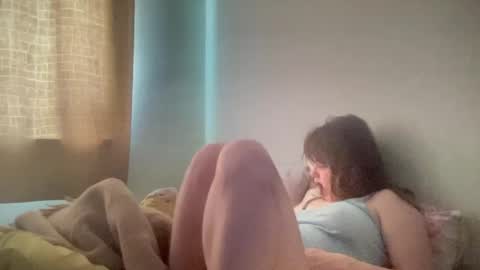 Snapshot of xlunasexyx chatting on May 5, 4:53 am Luna online show from May 5, 4:53 am