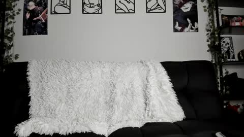   online show from February 7, 7:18 am