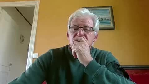 Snapshot of xmaeg3 chatting on November 18, 9:03 am xmaeg3 online show from November 18, 9:03 am