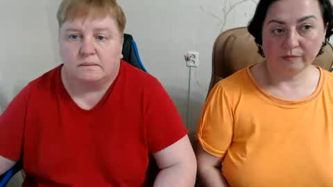 XMollyJaneX online show from June 14, 5:59 pm