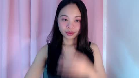 nathalie online show from June 13, 9:07 am