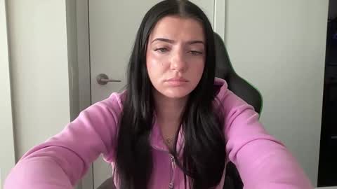 Snapshot of xoariellxo chatting on September 8, 6:07 pm xoariellxo online show from September 8, 6:07 pm