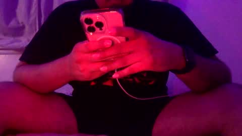Snapshot of xob3n chatting on November 11, 2:22 am Alejandro FullMoon online show from November 11, 2:22 am