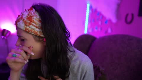 Bella Bondai online show from January 17, 1:46 pm