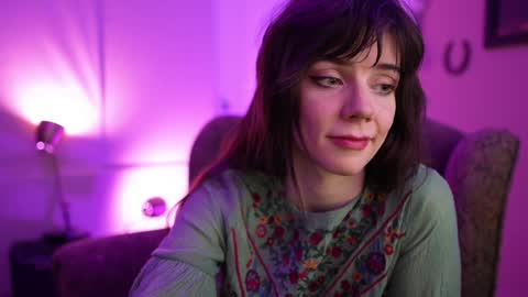 Bella Bondai online show from February 1, 9:43 am